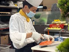 -金马门国际美食百汇(珞喻路店)
