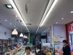 -白玉兰食品(中山公园龙之梦店)