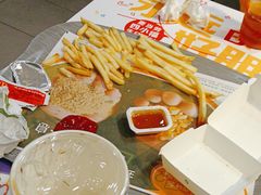 -麦当劳(政通路店)