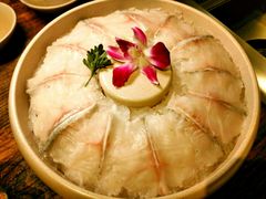 -老牌坊云南鱼豆花火锅(爱建店)