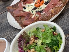 鸡蛋蘑菇熏肉荞麦可丽饼-RAC BAR(安福路店)