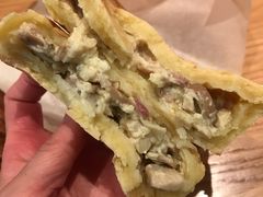 白酱鸡肉派-星巴克(洛阳中州万达广场店)