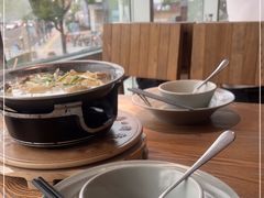 -蜜桃餐厅·伴山(湖滨商业街店)