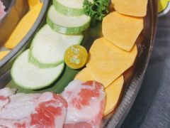 -哈哈碳都·牛肋条无限自助烤肉(台江万达店)