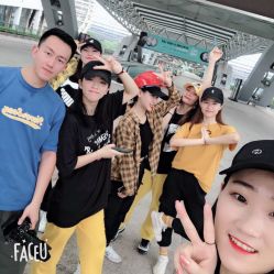 -唯舞空间