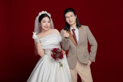 -挪娅婚纱摄影皇家会所