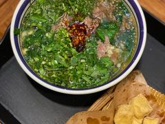 招牌生烫牛肉大理饵丝-云阿蛮云南生烫牛肉米线(奉贤路店)