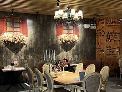-路易十三西餐厅(西关新天地店)