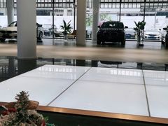 -上海宝诚尊悦宝马4S店(静安店)