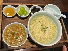 -蟹上黄·蟹黄面·江南糖水(人民广场店)