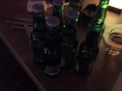 -FOUR PLAY BAR