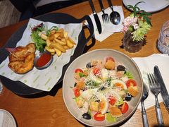 -JINNS锦时 steak&pizza(浸信会礼拜堂旧址店)