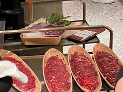 -左庭右院鲜牛肉火锅(浦江欢乐颂店)