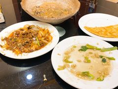 -粘豆包柴火铁锅炖