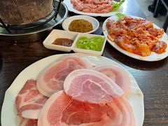 -韩风烤牛肉冷面店
