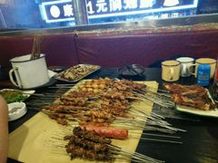 -喝丢一只鞋海鲜烧烤·海肠捞饭(文体街店)