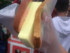 -詹爷爷乌节路街头冰淇淋