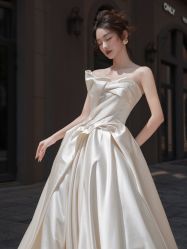 -艾米丽婚纱礼服