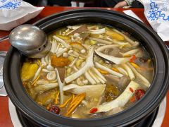 -菌之家·专业纯野生菌火锅·特色炒菌