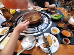 -阿山卓·野生菌火锅·纳西火塘烤肉