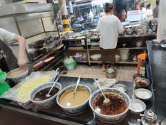 -白翔甜食店