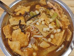 -柳州肥姨妈大骨螺蛳粉(老闵行店)