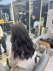 -藤野造型烫发染发