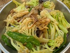 台山菜花炒土鱿-长润·濑尿烧鹅