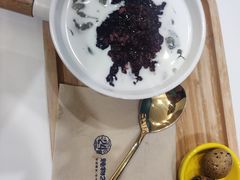 椰奶紫米银耳羹-炖物24章·顺时轻养茶(杭州保利时光里店)