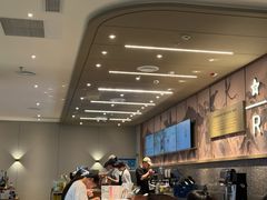 -星巴克臻选(周浦万达店)