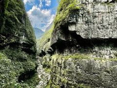 -鹿院坪生态旅游景区
