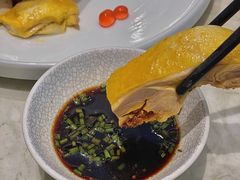 -唔哩赞·崇明私藏菜(建国西路店)