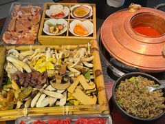 -菌自由丨野生菌火锅特色庭院餐厅(丽江古城店)