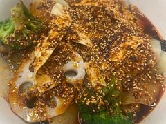 钵钵鸡-艺味深尝(云锦路店)
