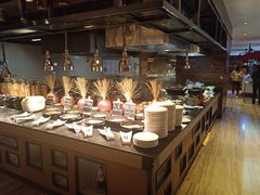 自助取餐区-OPEN開全日自助餐厅·牛肉火锅·海鲜(佛山希尔顿酒店)