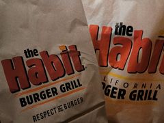-The Habit Burger Grill 哈比特汉堡(复兴soho店)