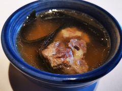 -八府香鸭·啫啫煲(华山路店)