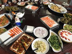 -东江湖游水三文鱼美食城