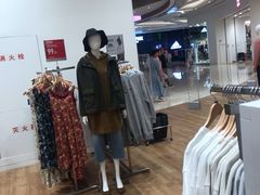 -优衣库(青岛万象城店)