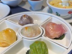 多姿多彩虾饺皇拼盘-点都德·毕德寮