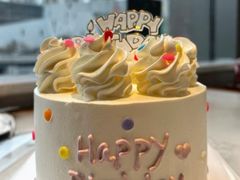-伶甜·CAKE(国贸店)