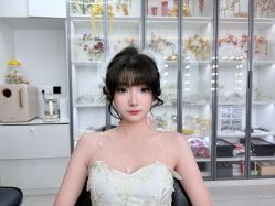 -红馆妆造(中央大街店)