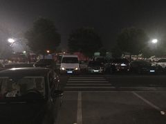 -佰里庭·北岸服务区商场