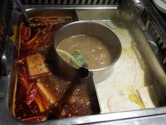 菌汤锅-巴奴毛肚火锅(广益哥伦布店)