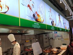 自助取餐区-费大厨辣椒炒肉(高铁吾悦广场店)