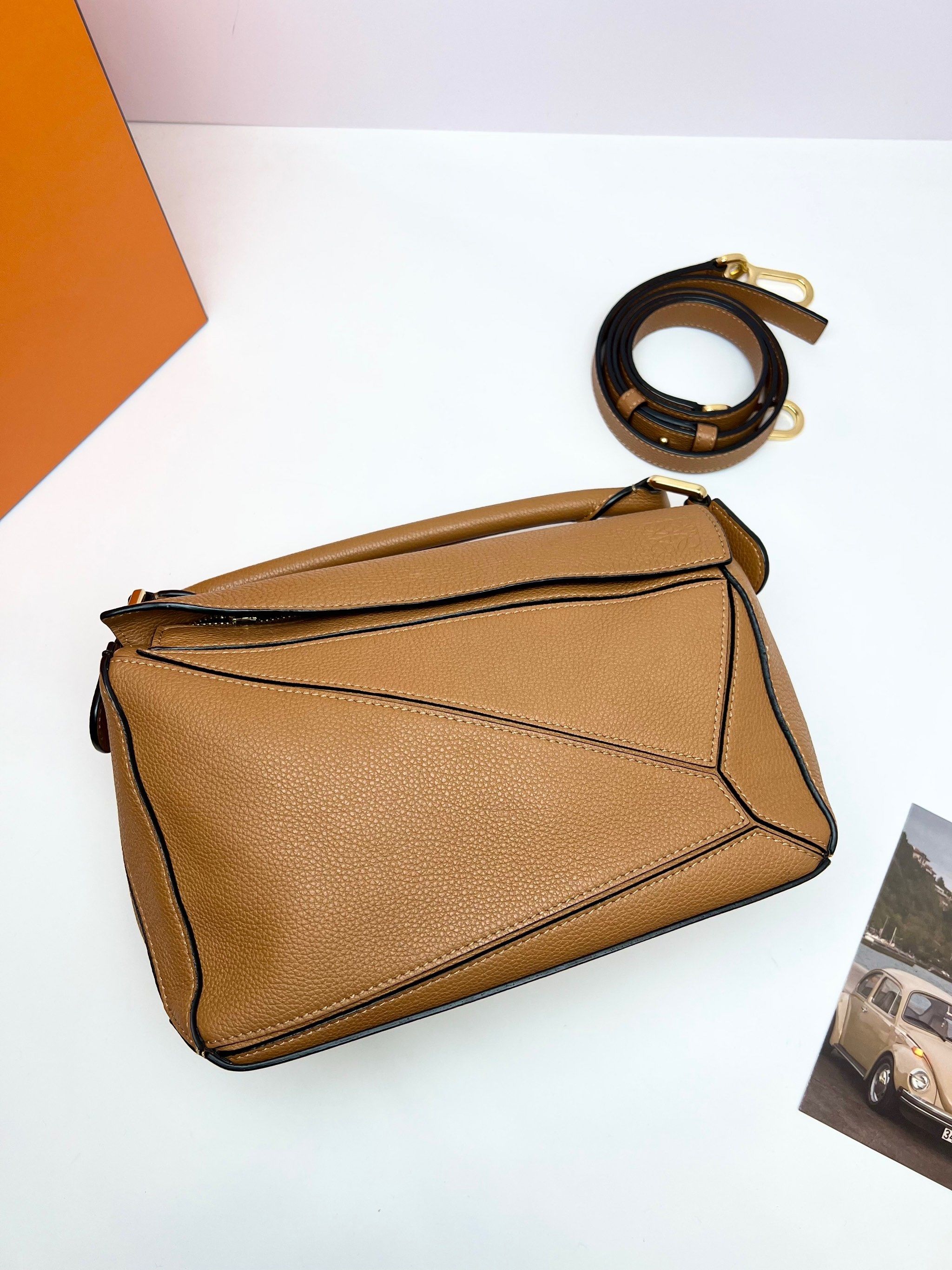 loewe 罗意威 puzzle几何包小号焦糖色 黄金尺寸