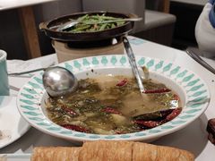 -姚姚酸菜鱼·金戈戈香港豉油鸡(喜荟城联名店)