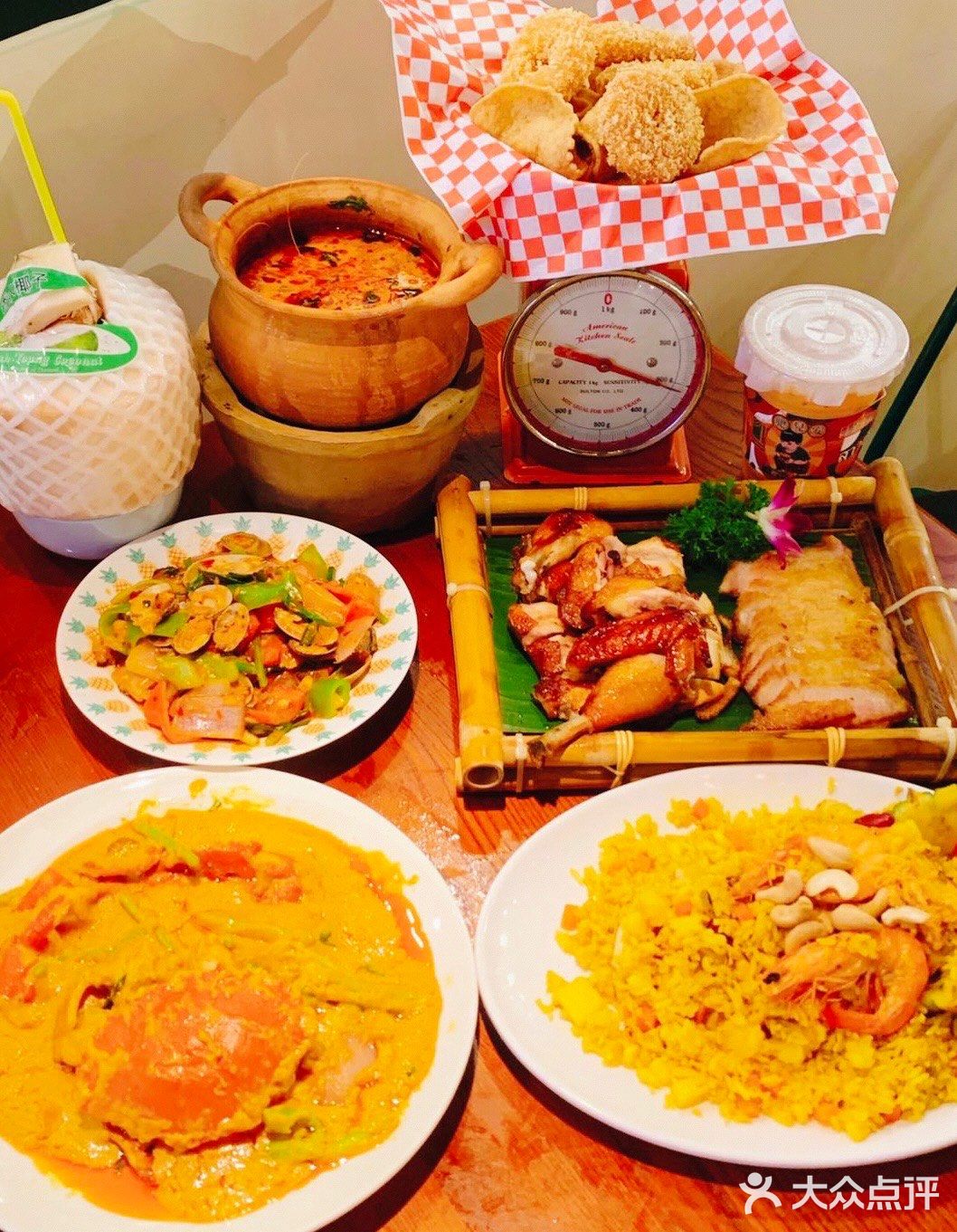 闺蜜聚会好地方～人均70元能吃饱的泰国菜