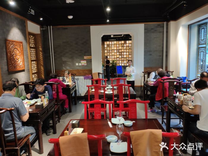 北平食府·北京烤鸭(北京西站六里桥店)大堂图片