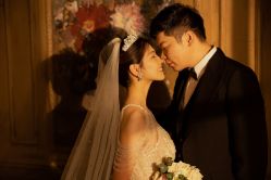 点击看大图 -挪娅婚纱摄影皇家会所